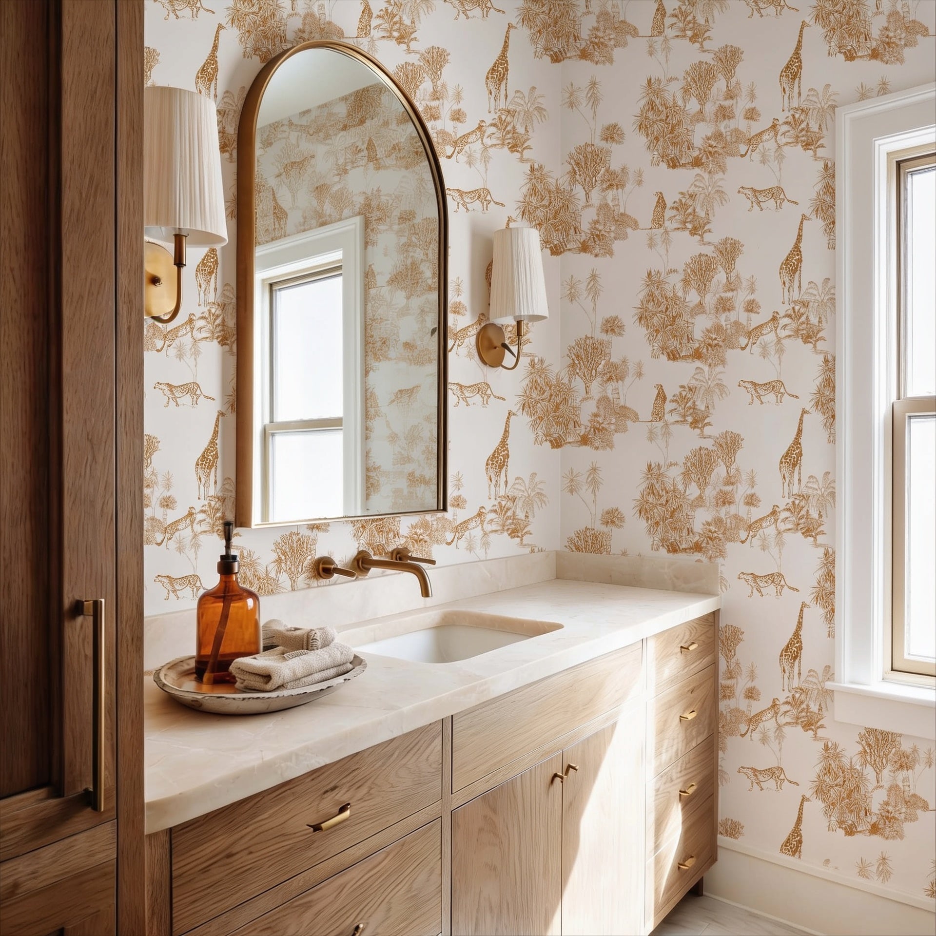 cat-610804236616 Savannah toile wallpaper with African wildlife and botanical illustrations in a bathroom.